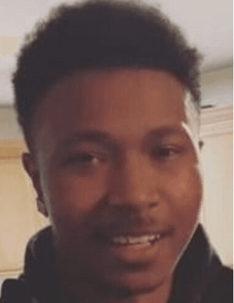 Larez Hakess McKnight Obituary